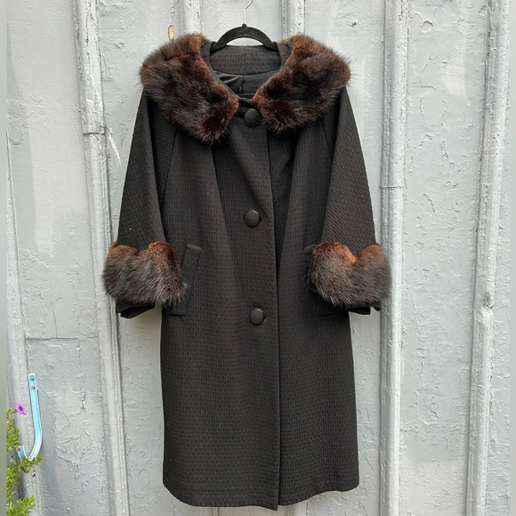 Vintage 1950’s fur trimmed Evening Coat, size  Large - Picture 7 of 15